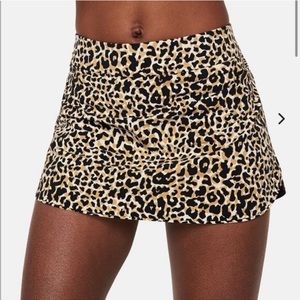 Like new Outdoor Voices cheetah print skort